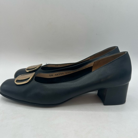 Vintage Salvatore Ferragamo Kitten Block Heel Black Leather Gold Accent Size 8.5 - Picture 7 of 14